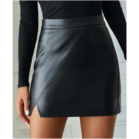 Dresses & Skirts - Black split front vegan leather mini skirt